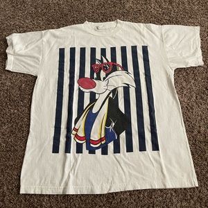 Vintage 1996 Looney Tunes Sylvester Stripes Tee Size X-Large